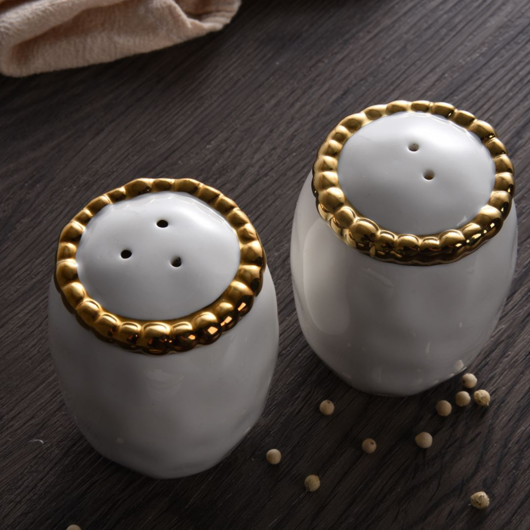 Salt & Pepper Shaker Set